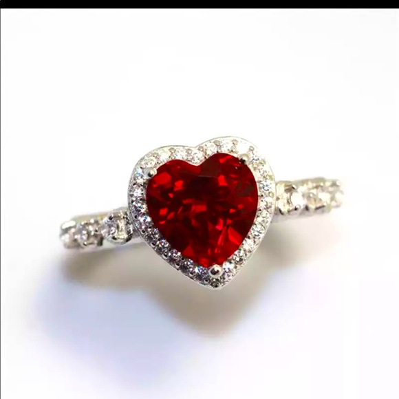 Jewelry - New 925 sterling Heart ring